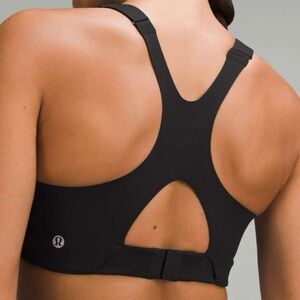 Lululemon Athletica Ultralu Square neck Black Racerback Sports Bra B34